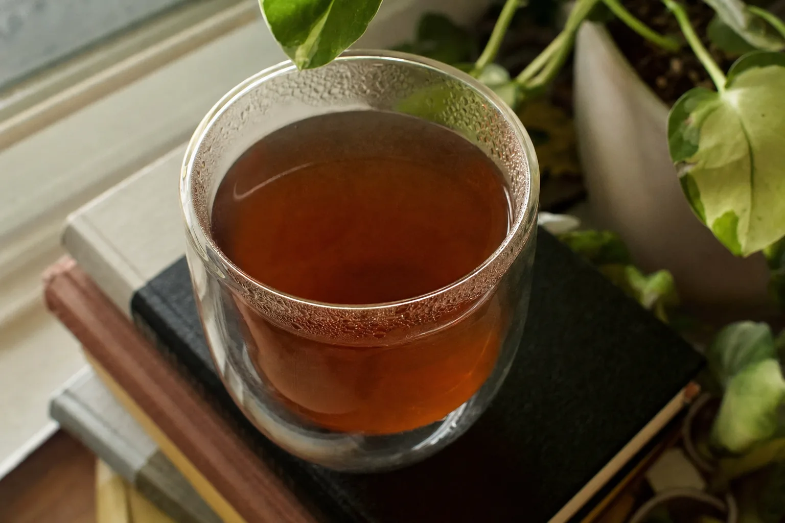 What Tea Should I Drink Based on Caffeine Level? A Mood and Energy Guide