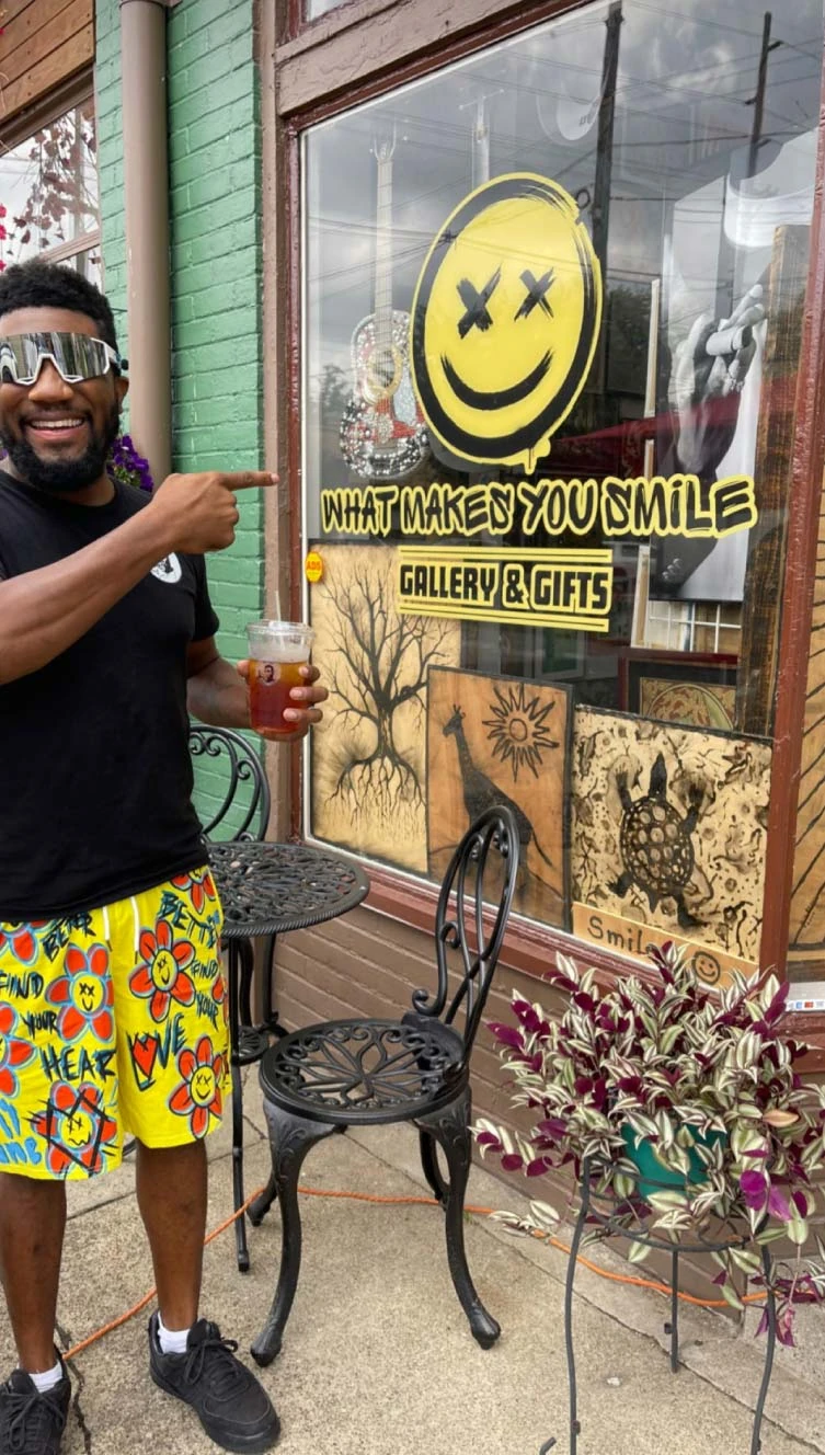 ryan-in-front-of-what-makes-you-smile